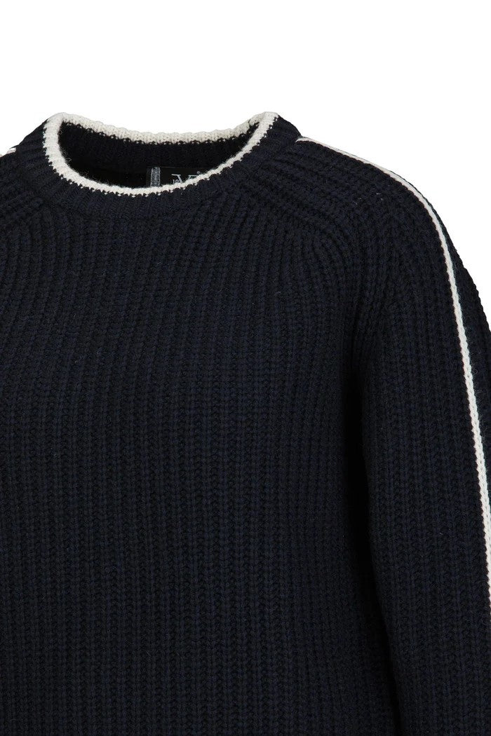 ALOE SWEATER