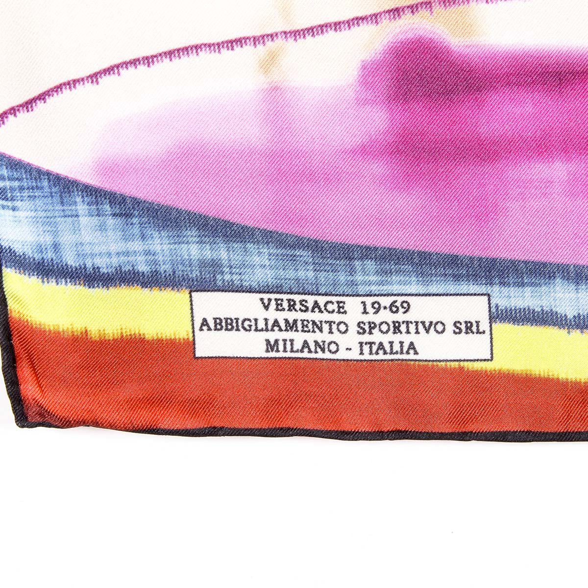 Sciarpa da donna V 1969 Italia